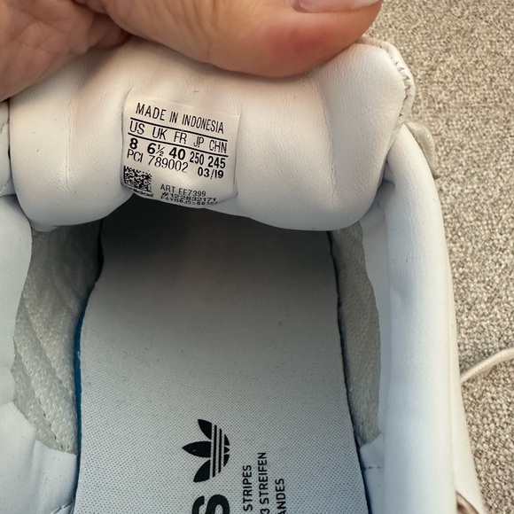 Adidas Superstar Sneakers White with Rose Gold Size US 8 Worn Once - Picture 6 of 7